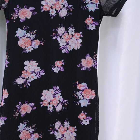 Elegant Floral Kids Dress in Black and Pink - Picture 4 of 10